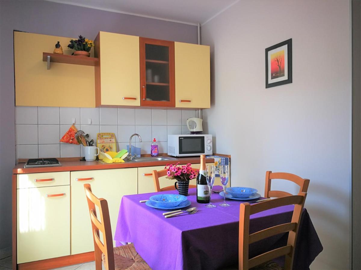 Apartments Bilic With Garden & Swimming Pool - 50M From The Beach Pjescana Uvala Ngoại thất bức ảnh